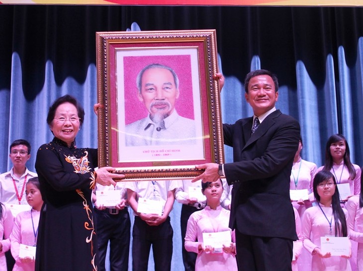 Ton Duc Thang University urged to promote students’ dynamism, creativity  - ảnh 1